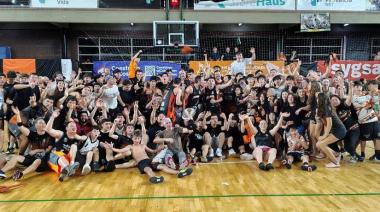 Un triple que rompió el silencio: Reconquista gritó campeón en una noche de película