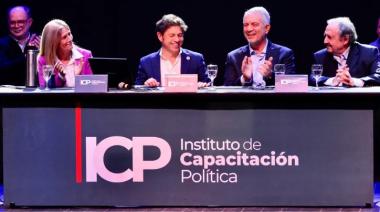 Peronismo, pero del bueno: el Instituto de Capacitación Política de Alak cerró el año ATR