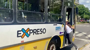 Arranca el año con suba del boleto: viajar en micro en La Plata rozará los $750