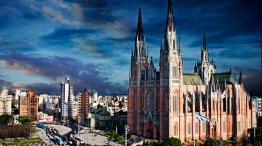 LA PLATA | Un recorrido único por iglesias, espacios de fe, historias y creencias