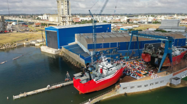 Del astillero al escenario: Contessi alquila su nave en Mar del Plata por la crisis naval