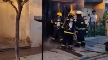 Cinco jóvenes arriesgaron todo para rescatar a un vecino en Navidad