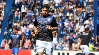 Del recorrido internacional al radar del Lobo: Auzmendi, el delantero que seduce a Gimnasia