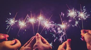 Rituales de fin de año: qué hace cada país para atraer prosperidad y dejar atrás lo viejo