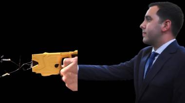 LA PLATA | El PRO insiste con el camino de la mano dura: quieren Taser para agentes municipales