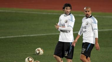 Verón vs Milito: el choque que trasciende la final de Racing–Estudiantes