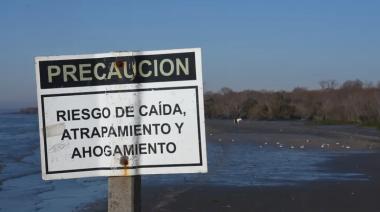 ABSA bajo la lupa judicial mientras Berisso convive con un vertido cloacal a cielo abierto