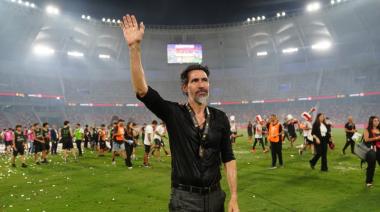 ESTUDIANTES CAMPEÓN | Eduardo Domínguez y la costumbre de desmentir a sus críticos con títulos