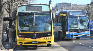 La Provincia sale a sostener el transporte del AMBA tras el retiro de fondos nacionales