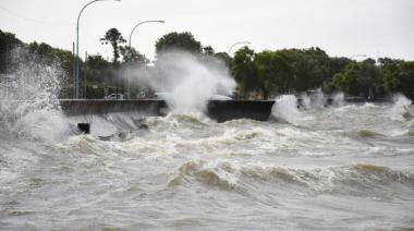 SUDESTADA | El río llegará a 3,10 metros a las 21: peligro en las costas de Ensenada y Berisso
