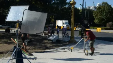 Netflix prepara una superproducción en La Plata, con 200 técnicos, 500 extras y cortes de calles