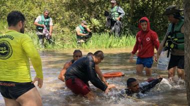 Milagroso rescate en Berisso: seis pescadores quedaron atrapados por la crecida del río y fueron salvados