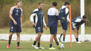 Las variantes que busca Fernando Zaniratto para suplir las bajas y el esperado regreso de Ignacio Miramón