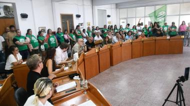Berisso: cruces, pases de factura y repudio mayoritario a la Reforma Laboral en el Concejo