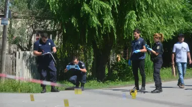 Hallaron a una joven muerta en una zanja de 3 y 96: investigan si fue atropellada