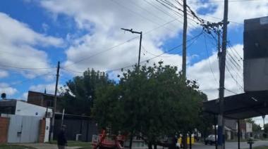 Colocan luminarias en la zona del accidente en calle 96