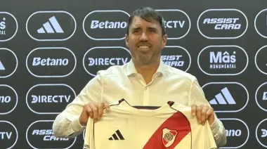 Coudet fue presentado como nuevo DT de River: "el ADN de mis equipos va de la mano con el ADN del hincha".