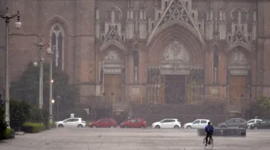 LA PLATA | Cielo cubierto, humedad extrema y lluvias que podrían intensificarse hacia la noche
