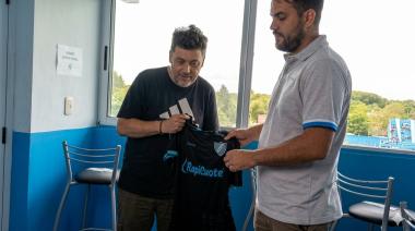 Desplante en Berisso: Fabián Cagonardi se escondió de Gustavo Menéndez, un pesado del Conurbano | VIDEO