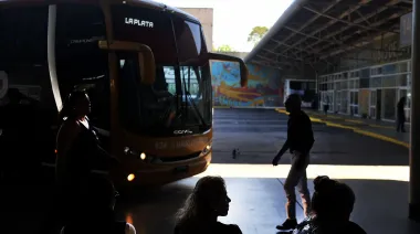 Aumenta el micro entre La Plata y Buenos Aires: cuánto costará viajar desde este lunes