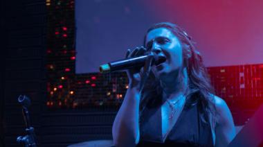 Florencia Jares se une a "Compartiendo con el Teto Medina" para presentar su presente artístico y nuevos desafíos vocales.