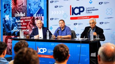 Junto a Julio Alak, se presentó una nueva clase de formación política con Brienza y Raimundi