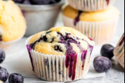Muffins de arándanos con relleno sorpresa: la receta fácil que vas a querer repetir