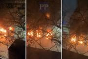 Incendio en un taller de motos en La Plata: las llamas se propagaron a un departamento