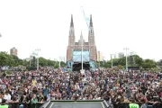 Plaza Moreno se viste de verde, amarillo y samba para celebrar el Brazilian Day