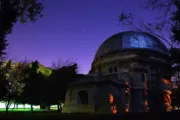 La Luna como protagonista: una noche única de observación astronómica en La Plata