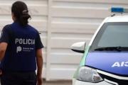 Ni los policías se salvan: entraron a robar en una casa y se llevaron un arma y medio millón de pesos