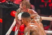 Jake Paul sufrió una doble fractura de mandíbula tras la pelea con Anthony Joshua y fue operado en Miami