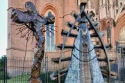 Último día de una muestra única en la Catedral: las réplicas del Vaticano se despiden de La Plata