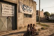 Alarma social en La Plata: el hambre avanza tras el cierre masivo de comedores barriales