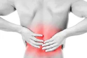 Cómo eliminar el dolor lumbar: los 5 ejercicios clave recomendados por expertos para fortalecer la espalda