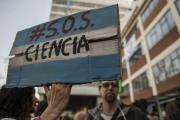 Semana negra en la ciencia: el Gobierno acelera el vaciamiento de la CNEA, el INTI y el Meteorológico