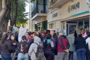 "Ajuste criminal": Médicos del PAMI marcharon contra el vaciamiento de la obra social y la reducción del 52% de sus sueldos