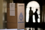 Fin del curro electoral: la justicia frenó la ciudadania express y con ello la fábrica el voto de extranjeros