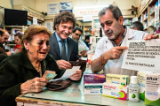 Golpe al bolsillo: Milei recorta los descuentos en medicamentos
