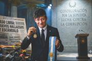Con $LIBRA y Adorni al hombro, Santi Caputo exige un premio a la transparencia para Milei