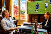 Milei aprovechó el partido de Argentina vs. Inglaterra para armar la Justicia su conveniencia