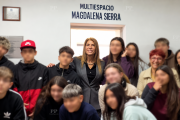 Insólito: la intendenta de Avellaneda inauguró una sala escolar con su propio nombre