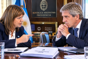 Patricia Bullrich cruzó a Luis Caputo por el Presupuesto 2027 y agitó la interna oficialista