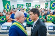 Elecciones en Brasil: Lula y Flávio Bolsonaro llegan a una elección con final abierto