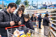 La pobreza volvió a golpear: 5,25 millones de personas en el Conurbano y Gran La Plata