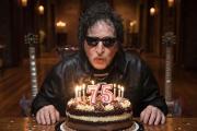 Charly García cumple 75 años: el genio que sigue tocando el cielo