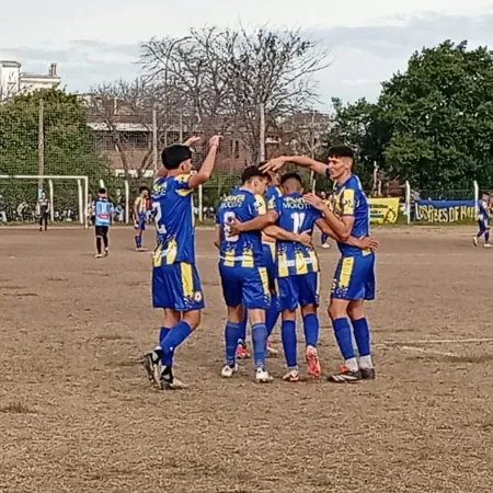 En un sábado apasionante la Liga cambió de líder en pocos minuto y ahora se define todo en la última fecha