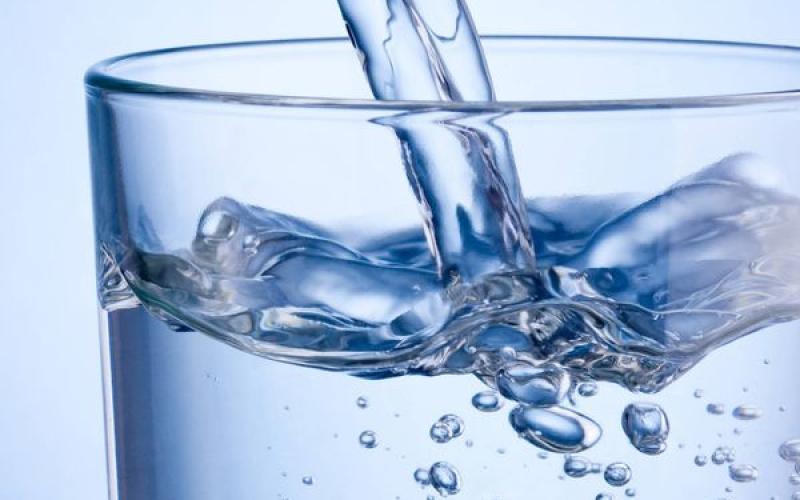 TOMÁTELA | La importancia del agua para la salud: ¿Estás bebiendo lo suficiente?