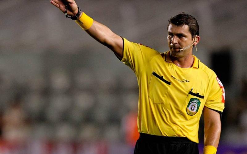 ¿Quién estaba a cargo del VAR?: Reway, el árbitro brasileño y sus polémicos antecedentes con River
