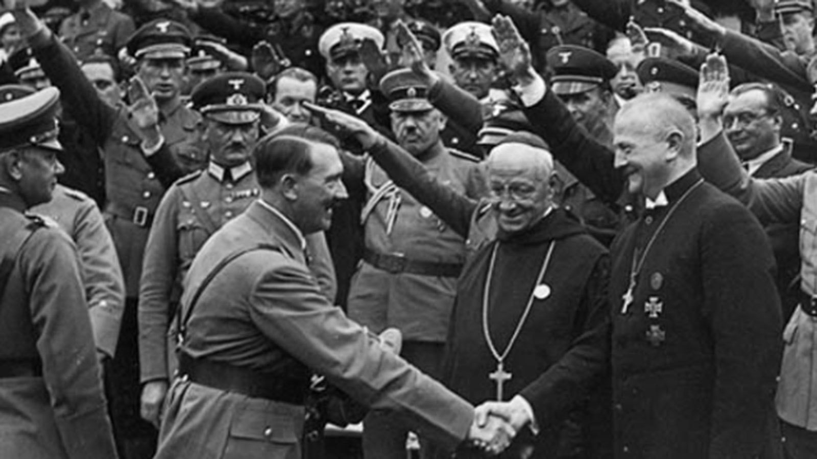 La “ruta de las ratas”: cómo el Vaticano ayudó a evacuar a los nazis de  Europa | Asturias Laica